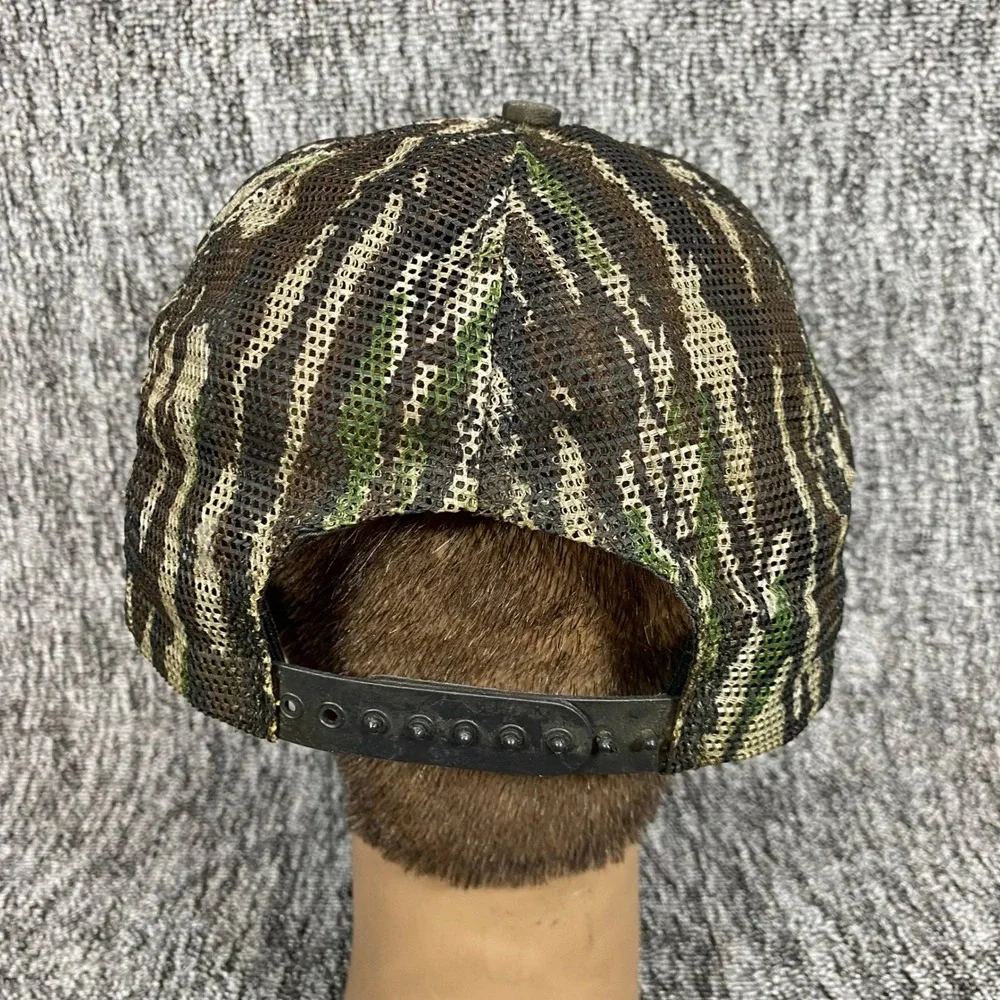 Vintage Red Man Tobacco Hat Camo Trucker TreBark Camouflage Mesh Cap VTG